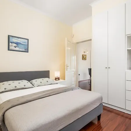 Apartment Adrija *